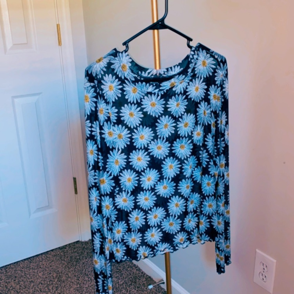 Sheer Daisy Forever21Plus Blouse